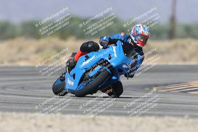 media/Oct-13-2025-Moto Forza (Mon) [[a66d839500]]/3-B Group/Session 3 (Turn 16)/